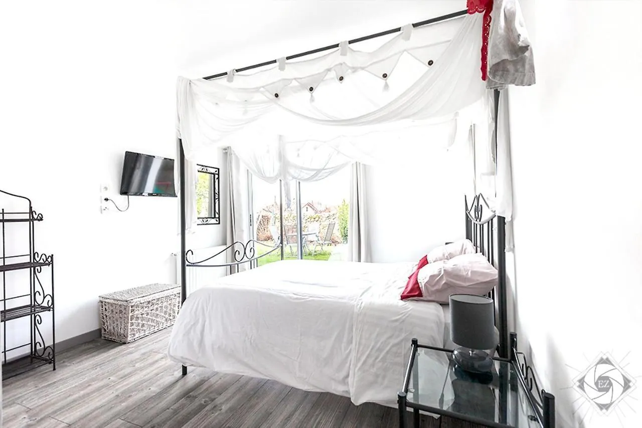 Appartement Lumineux A Voreppe Avec Piscine